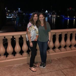 Meet your Posher, Talia